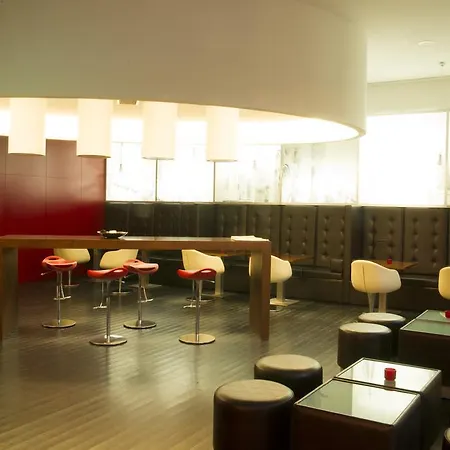 Jeronimos 8 Hotel 4*