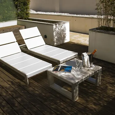 Jeronimos 8 Hotel 4*