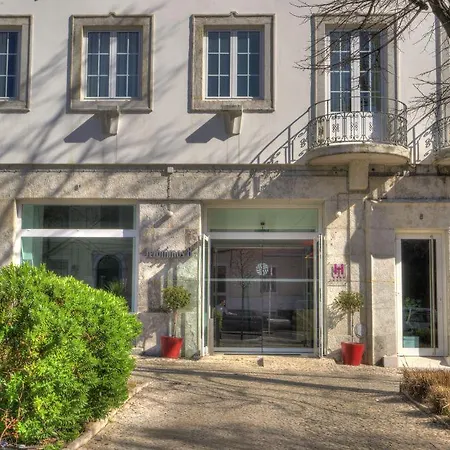 Jeronimos 8 Szálloda