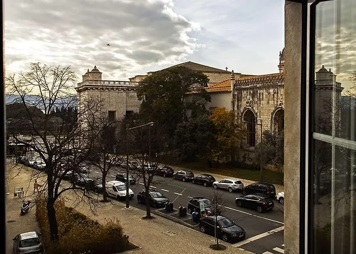 热罗尼姆斯8号酒店 酒店