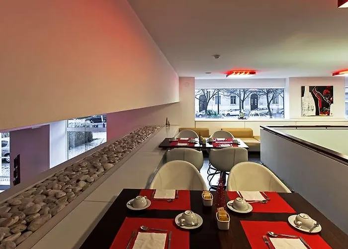 酒店 热罗尼姆斯8号酒店