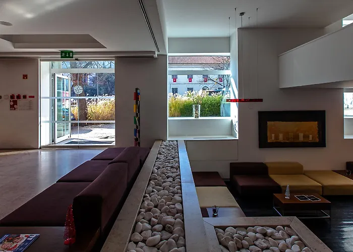 热罗尼姆斯8号酒店 Lisboa