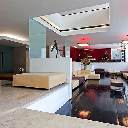 Jeronimos 8 Hotel 4*