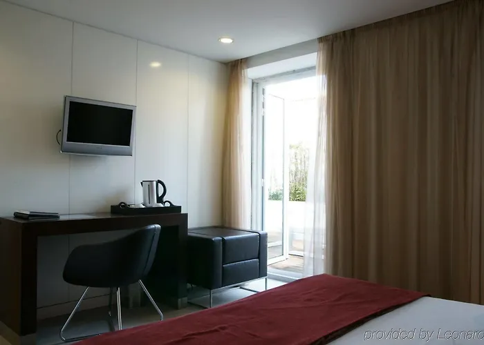 Hotell Jeronimos 8 4*